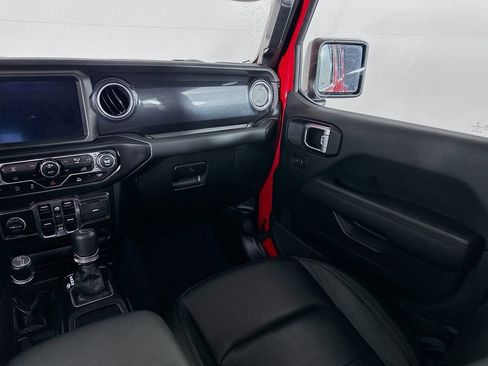 Certified 2022 Jeep Wrangler Unlimited Sahara image 35