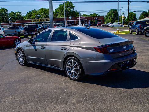 Used 2022 Hyundai Sonata Limited FWD image 5