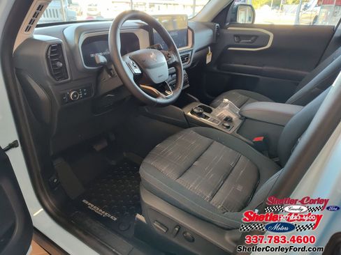 New 2025 Ford Bronco Sport Heritage w/ Convenience Package AWD/4WD image 2