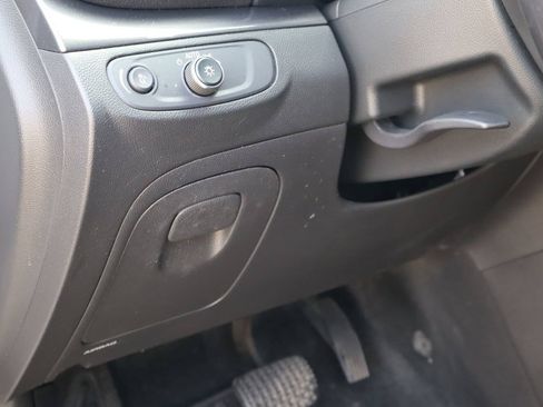 Used 2019 Buick Encore Preferred FWD image 20