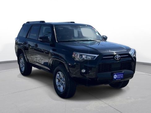 Used 2021 Toyota 4Runner SR5 Premium w/ Moonroof Package image 7