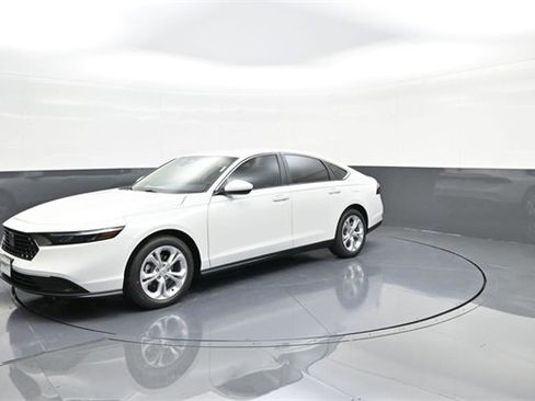 New 2025 Honda Accord LX image 1