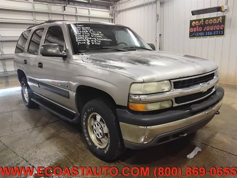 Used 2001 Chevrolet Tahoe LS w/ LS Preferred Equipment Group AWD/4WD image 1