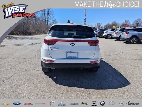 Used 2017 Kia Sportage LX image 4