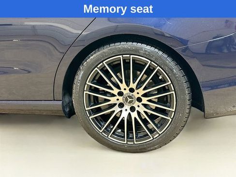 Used 2022 Mercedes-Benz C 300 4MATIC Sedan image 9