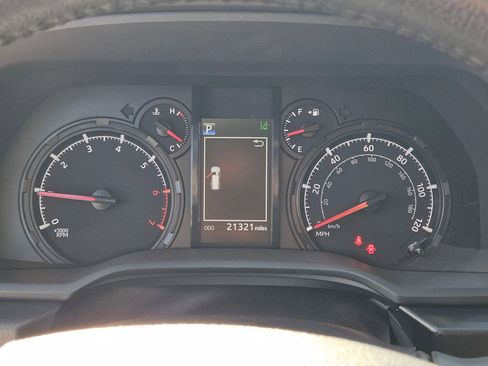 Used 2023 Toyota 4Runner SR5 Premium image 12