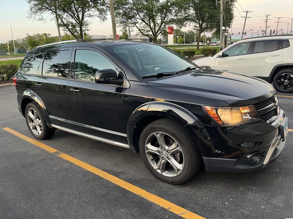 Used 2017 Dodge Journey Crossroad w/ Popular Equipment Group AWD/4WD image 2
