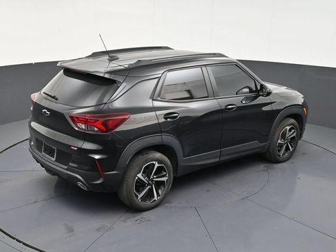 Used 2022 Chevrolet TrailBlazer RS w/ Sun and Liftgate Package FWD image 13