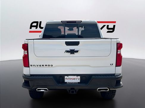 Used 2025 Chevrolet Silverado 1500 LT Trail Boss w/ Convenience Package II AWD/4WD image 6