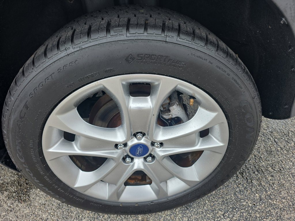 Used 2014 Ford Escape Titanium w/ Equipment Group 401A AWD/4WD image 7