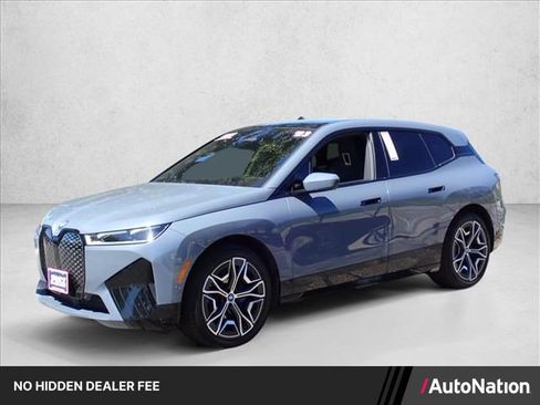 Used 2023 BMW iX xDrive50 w/ Sport Package AWD/4WD image 1