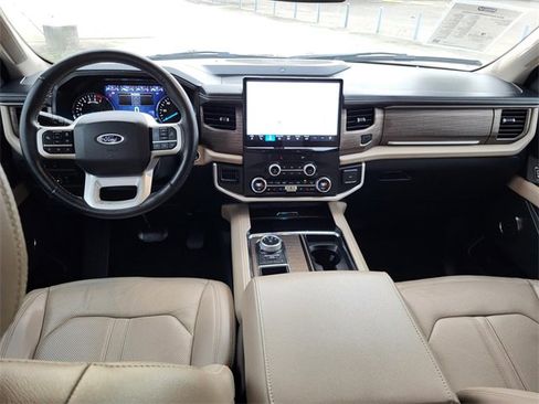 Used 2022 Ford Expedition Limited image 14