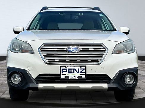 Used 2016 Subaru Outback 2.5i Limited AWD/4WD image 2