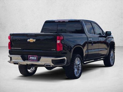 Used 2021 Chevrolet Silverado 1500 LTZ w/ LTZ Premium Package AWD/4WD image 4