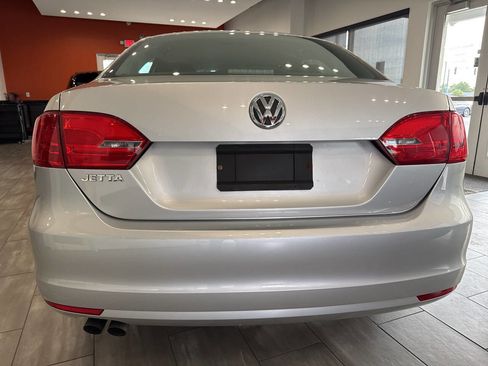 Used 2013 Volkswagen Jetta S image 7