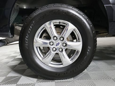 Used 2018 Ford F150 XLT w/ Equipment Group 302A Luxury image 7