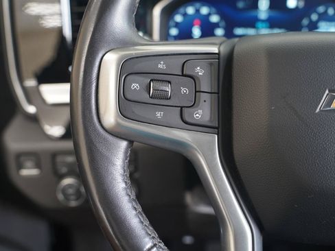 Used 2022 Chevrolet Silverado 1500 LT AWD/4WD image 13
