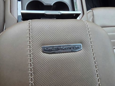 New 2026 GMC Yukon Denali Ultimate w/ LPO, Floor Liner Package AWD/4WD image 38