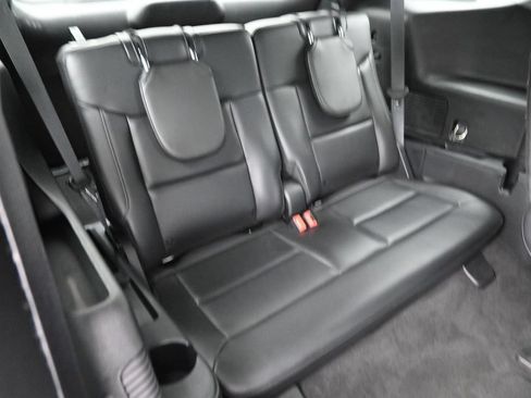 Used 2021 Ford Explorer XLT w/ Equipment Group 202A AWD/4WD image 22