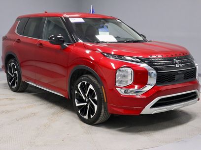 Used 2024 Mitsubishi Outlander SE