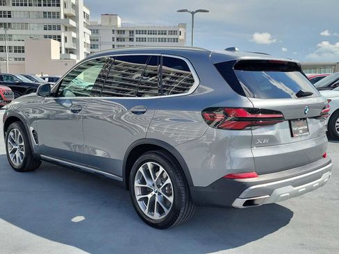 Used 2024 BMW X5 sDrive40i w/ Premium Package RWD image 4