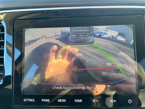 Used 2020 Mitsubishi Outlander SEL image 22