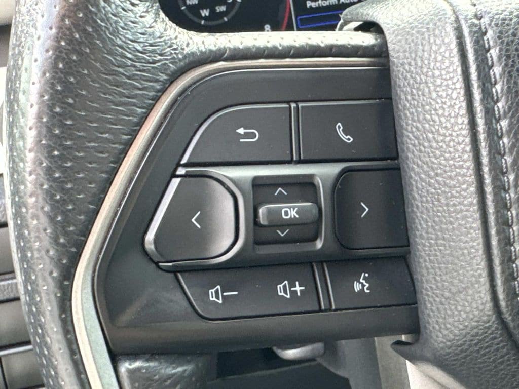 Used 2024 Toyota Tacoma TRD Off-Road AWD/4WD image 30