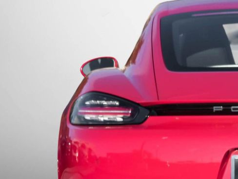 Used 2019 Porsche 718 Cayman image 41