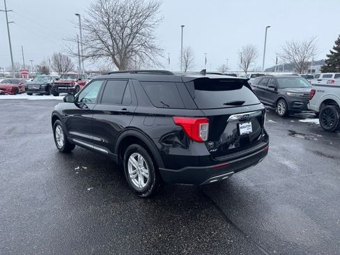Certified 2023 Ford Explorer XLT w/ Equipment Group 202A image 9