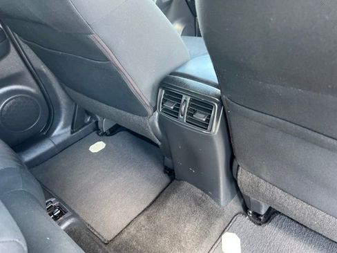 Used 2017 Nissan Rogue SV w/ SV Premium Package FWD image 20