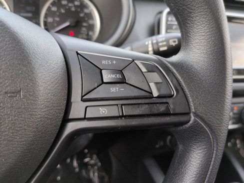 Certified 2025 Nissan Kicks Play S FWD image 24
