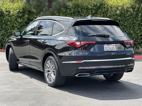 Used 2023 Acura MDX SH-AWD w/ Advance Package image 5