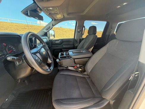 Used 2025 Chevrolet Silverado 2500 Custom w/ Custom Value Package image 20