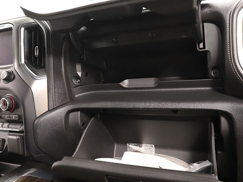 Used 2019 Chevrolet Silverado 1500 LT Trail Boss AWD/4WD image 30