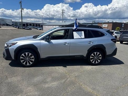 Certified 2025 Subaru Outback Limited w/ Popular Package #2 AWD/4WD image 4