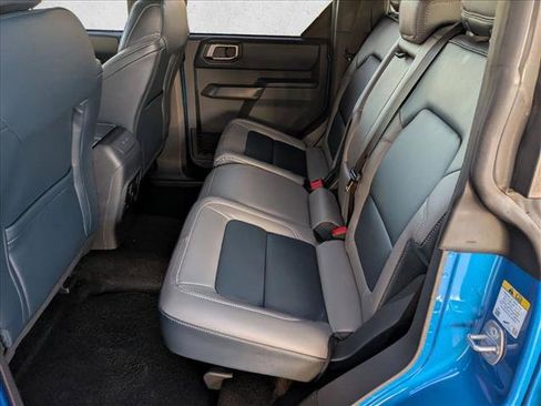 Used 2024 Ford Bronco Outer Banks image 18