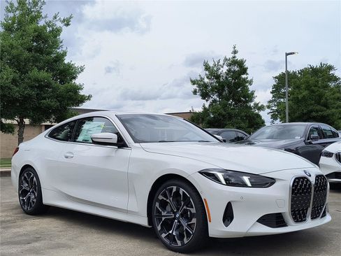 Used 2026 BMW 430i Coupe w/ Premium Package image 5