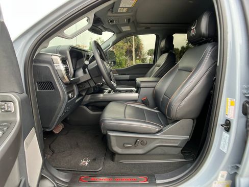 Used 2025 Ford F250 Lariat w/ Lariat Ultimate Package image 28