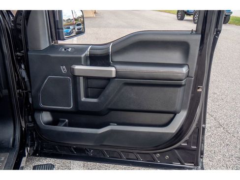 Used 2020 Ford F150 Platinum w/ Equipment Group 701A Luxury image 16