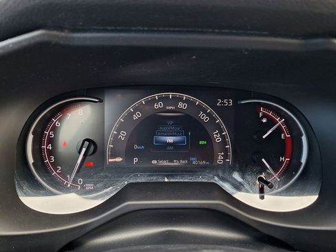 Used 2024 Toyota RAV4 XLE image 17