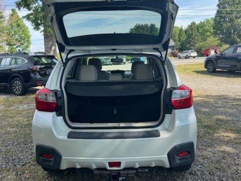 Used 2014 Subaru Crosstrek 2.0i Premium AWD/4WD image 16