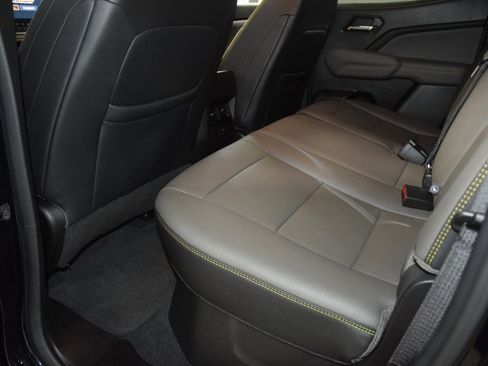 Used 2023 Chevrolet Colorado ZR2 w/ ZR2 Convenience Package III image 47