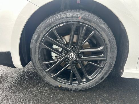 Certified 2025 Toyota Camry SE w/ Convenience Package AWD/4WD image 12