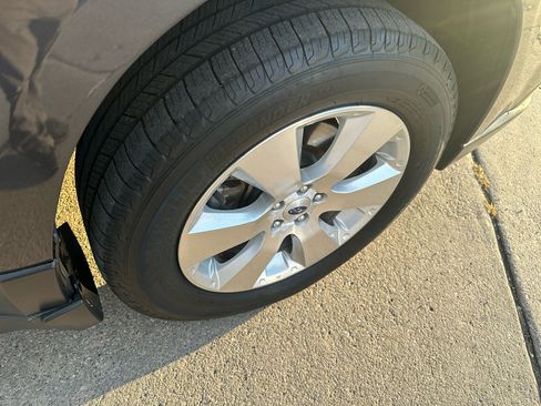 Used 2012 Subaru Outback 3.6R Limited w/ Popular Pkg 1B image 32