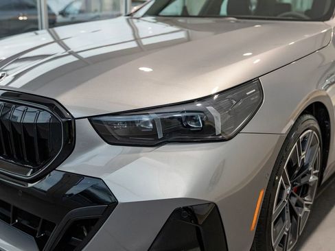 New 2026 BMW 540i xDrive w/ M Sport Package image 8