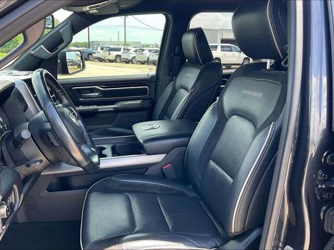 Used 2020 RAM 1500 Laramie w/ Sport Appearance Package RWD image 18