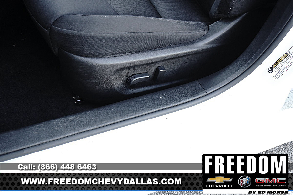 Used 2025 Nissan Altima 2.5 SV FWD image 31