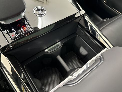 New 2025 Land Rover Range Rover Sport image 27