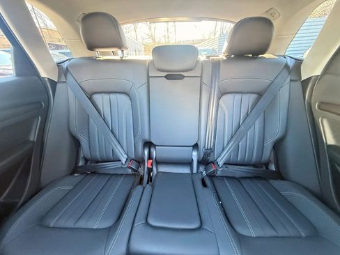 Used 2021 Audi Q5 2.0T Premium w/ Convenience Package image 28