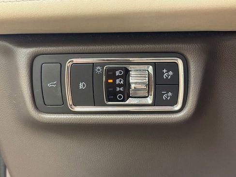Used 2020 Lincoln Aviator Reserve w/ Equipment Group 202A AWD/4WD image 45